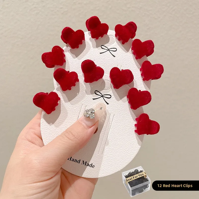 12 velvet red hearts