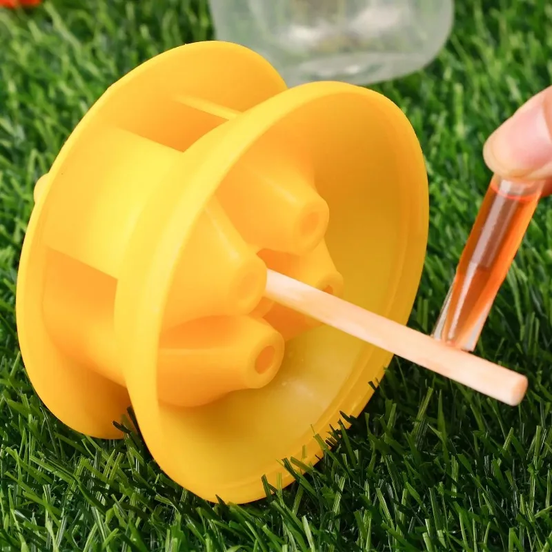 Fruit Fly Traps with Liquid Attractants for Effective Pest Control