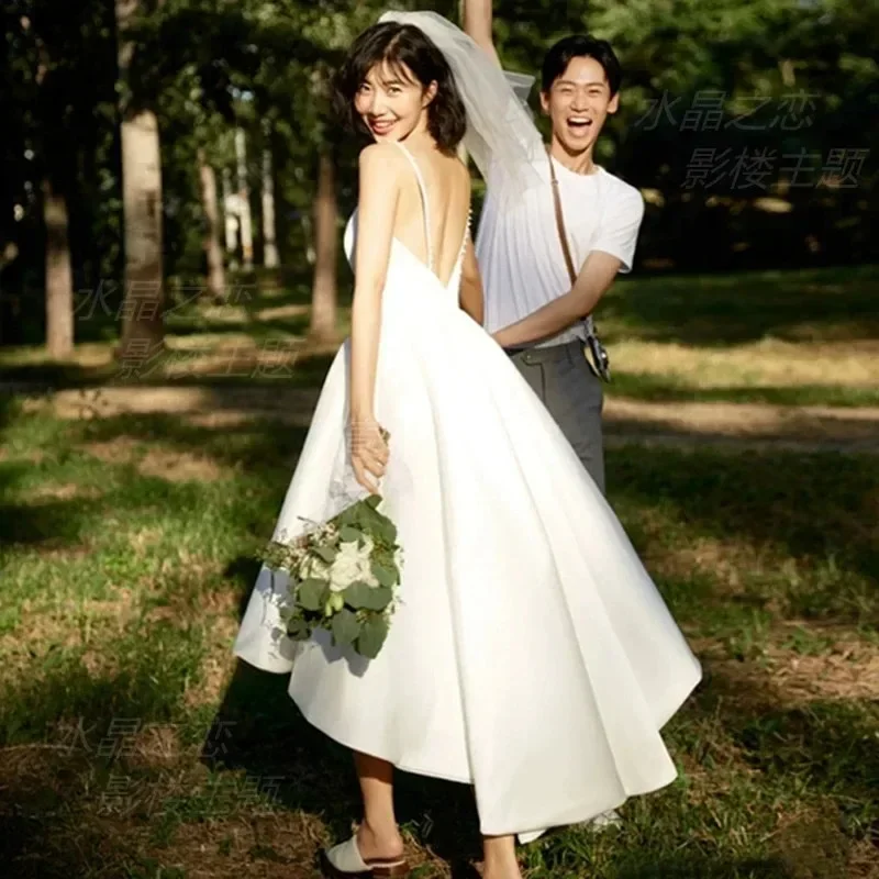 

2023 Small Slim Light Wedding Dress Strap Simple Forest Series Outdoor Travel Photography Satin Short Back Sleeveless V-shaped