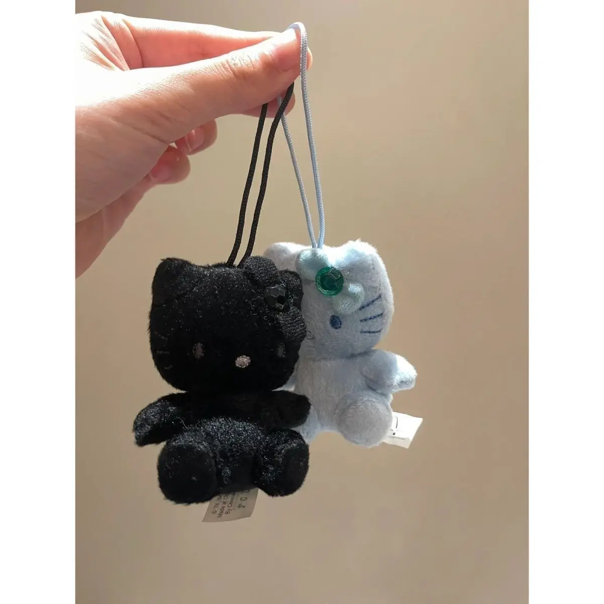 

Kawaii Hellokitty Plush Pendant Sanrio Keychain Black Cute Cat Doll Girl Backpack Accessories Anime Peripheral Gifts
