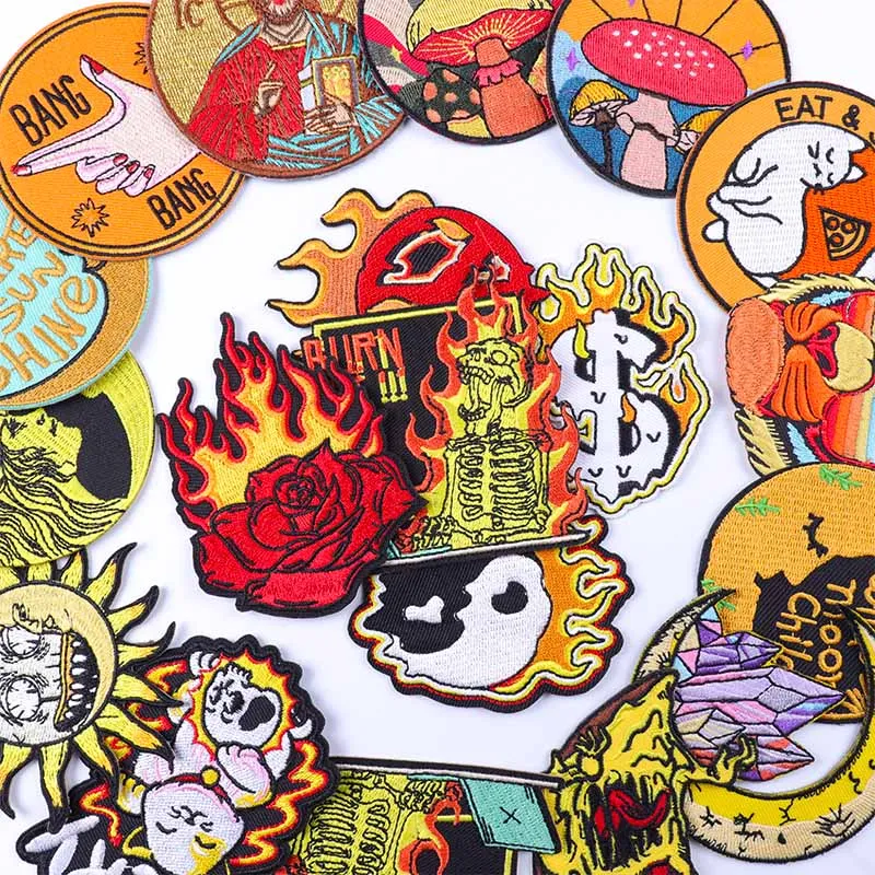 Patch Di Fiamma Toppe Ricamate Con Teschio Sui Vestiti Toppa Fai Da Te Ferro Sulle Toppe Per Abbigliamento Toppe Termoadesive Sui Distintivi Dei Vesti