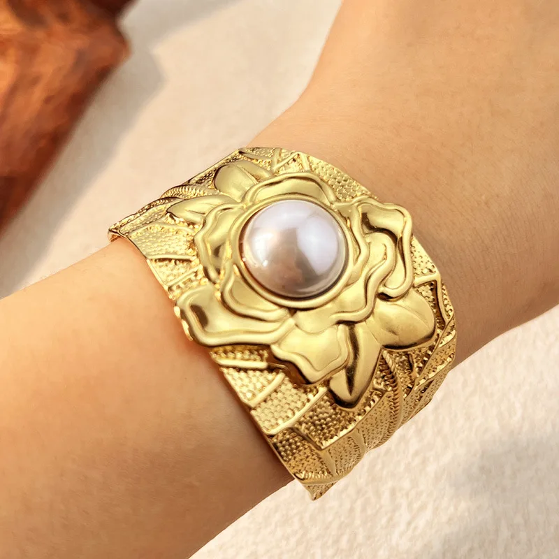 Elegant Imitation Pearl Stacking Wide Bangle Exaggerated Stainless Steel PVD Irregular Open Cuff Armband Bracelets Party Jewelry