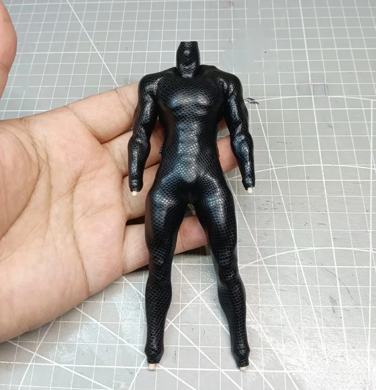 Black Tight Scaled Jumpsuit Model 1/12 Scale for 6'' RomankeyxCOWL