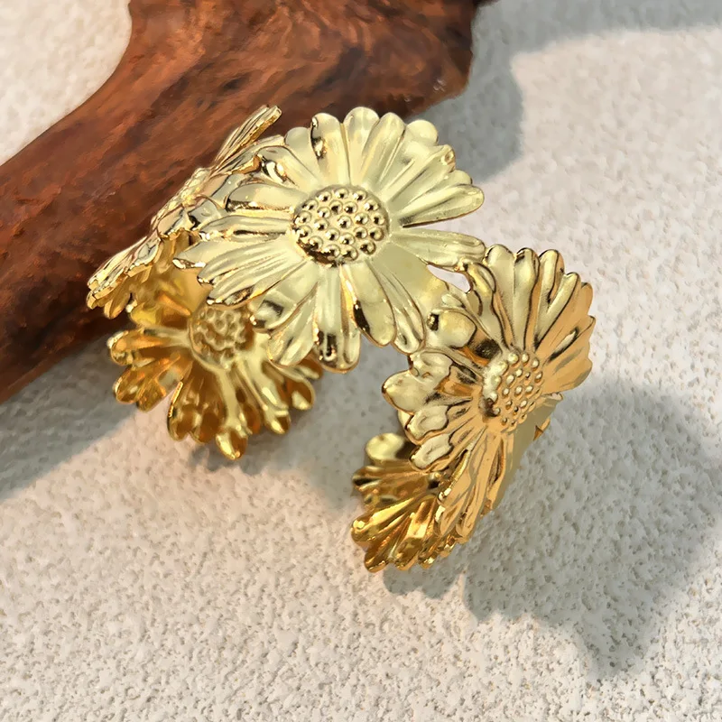 New Retro Stainless Steel Wide Cuff Bangle for Women Gold Color Daisy Lily Ginkgo Leaf Opening Bracelet Femme Aesthetic Jewelry