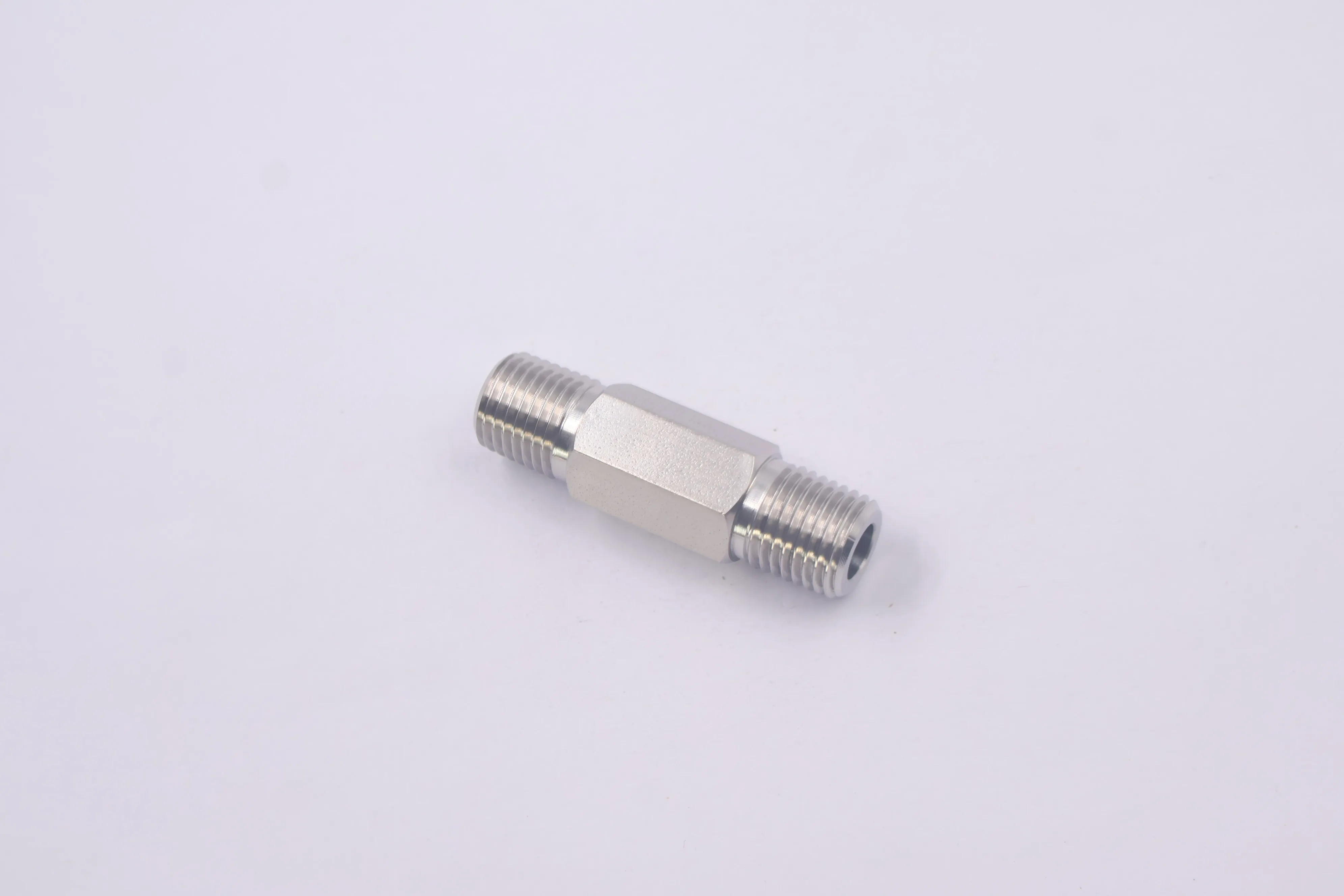 SS-4-HLN-4.00, Stainless Steel Pipe Fitting, Hex Long Nipple, 1/4 in. Male NPT, 4 in. Lengt