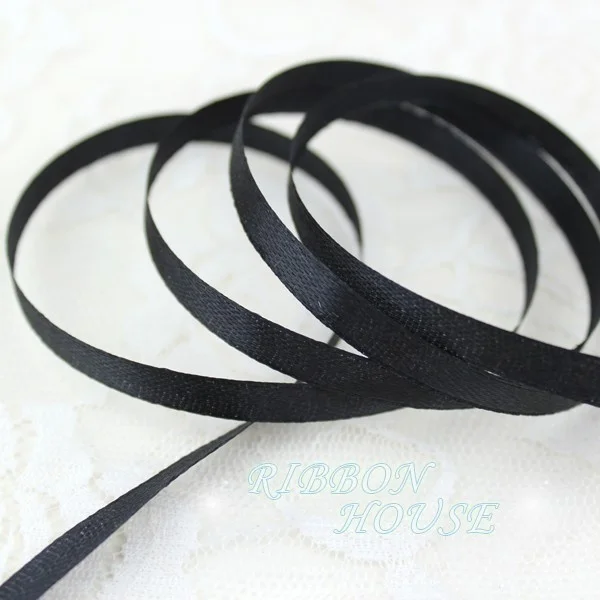 Description Picture 4 of item(25 yards/roll) 1/4" (6mm) Black Single Face Satin Ribbon Webbing Decoration Gift Christmas Ribbons