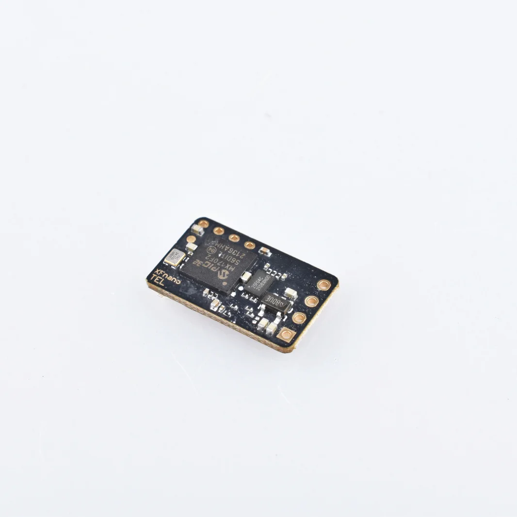 Le Nano RX Pro connecté à un drone FPV, prêt pour le vol longue distance - Achetez TBS Crossfire Nano RX Pro.