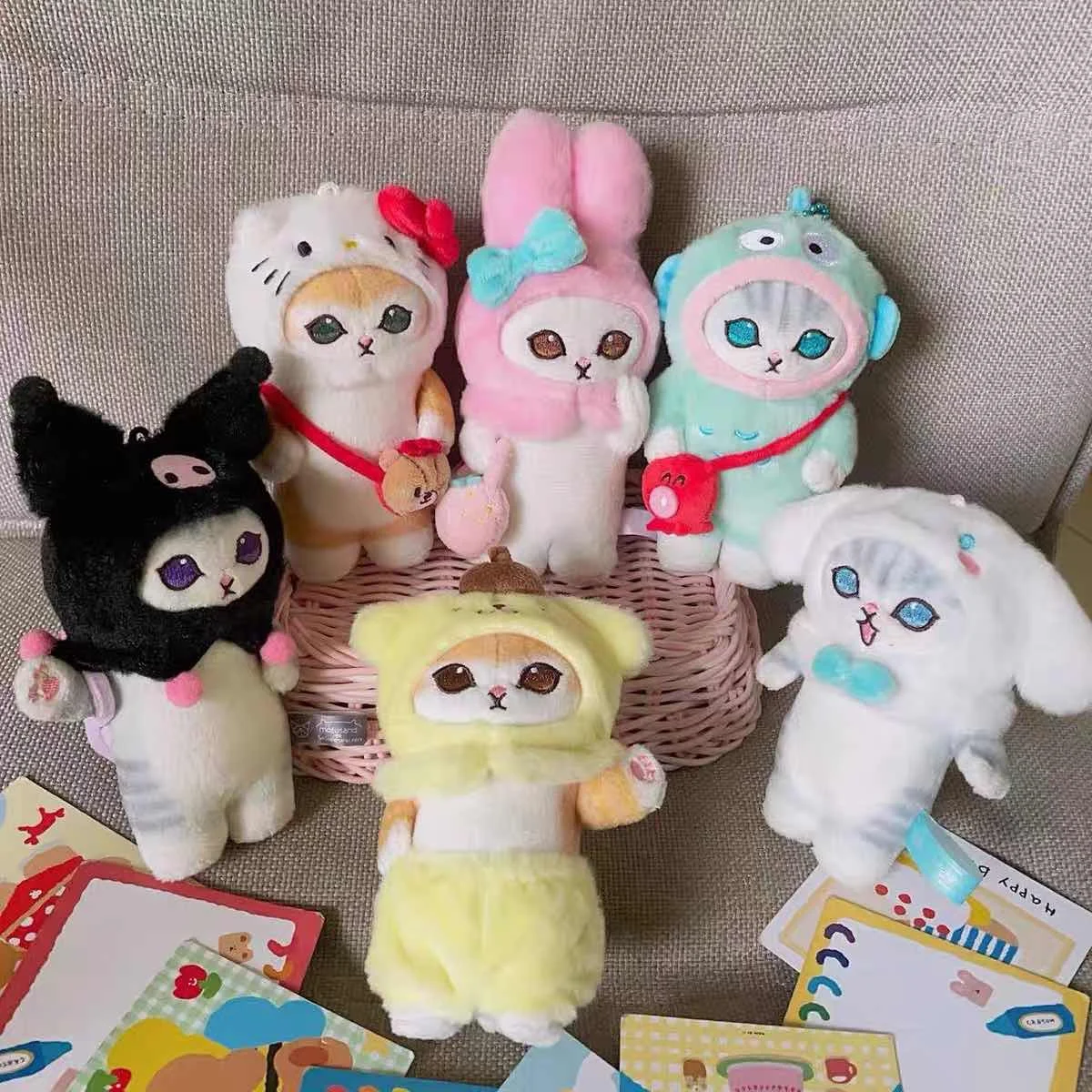 

Kawaii Hello Kittys Kuromis My Melodys Cinnamorolls Shark Cat Series Plush Toy Bag Pendant Decorative Cute Doll Keychain Gift
