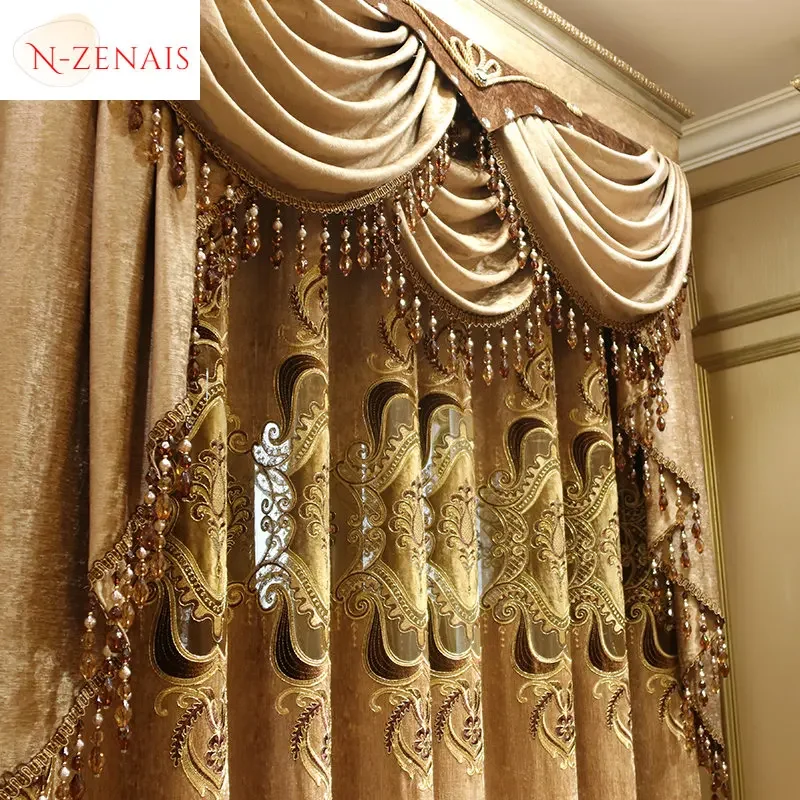 Рисунок 2 - Роскошные Коричневые Шторы с вышивкой