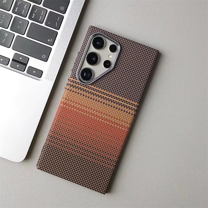 MagSafe-Compatible Carbon Fiber Wireless Charging Case with Alloy Lens Cover