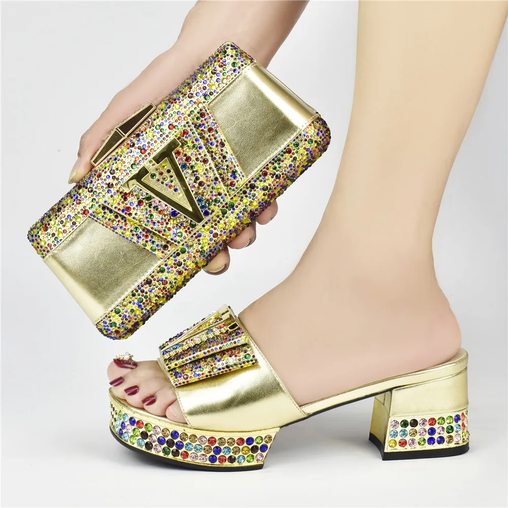 

Golden Color Italian Shoes with Matching Bags African Women Italian Shoes and Bag Set Nigerian Women Wedding Shoes and Bag