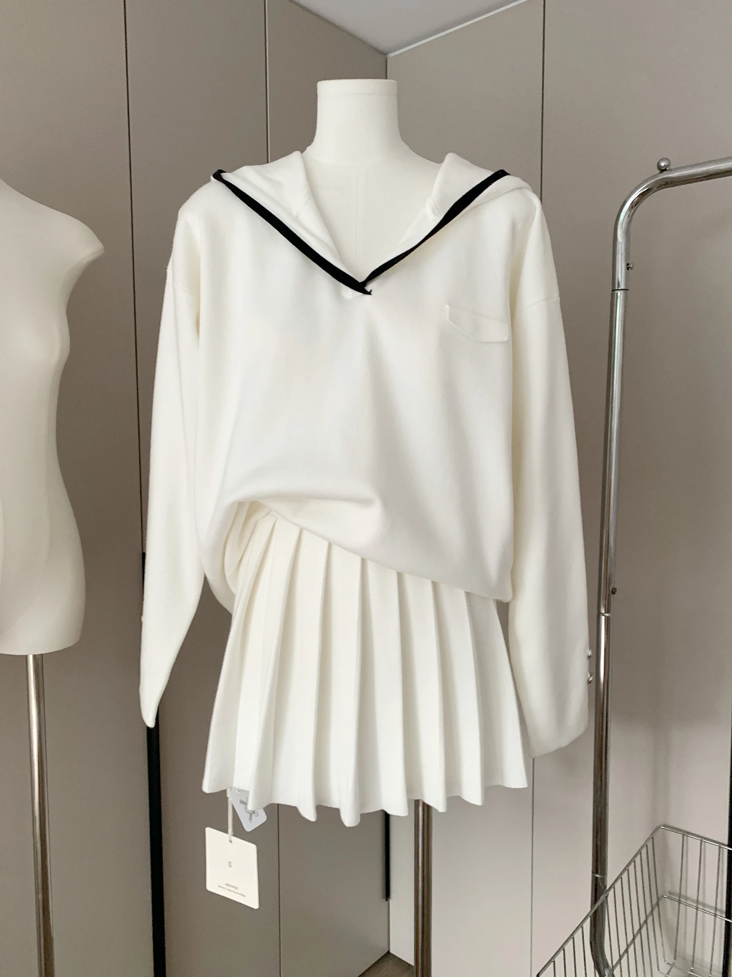 

Women's Sweet Two Pieces Knitted Skirt Set Lady Spring Autumn Chic Hooded Long Sleeve Loose Sweater+ Mini Pleated Skirt