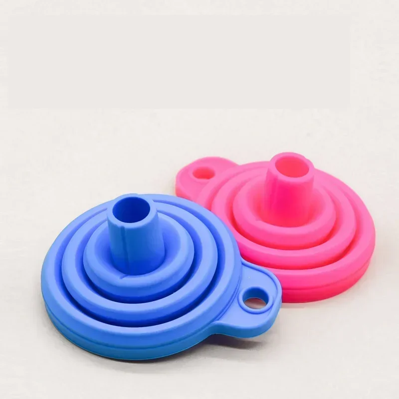 Imbuto Universale Pieghevole in Silicone per Cambio e Trasferimento di Olio, Carburante, Benzina, Diesel e Liquidi per Auto - Image 6