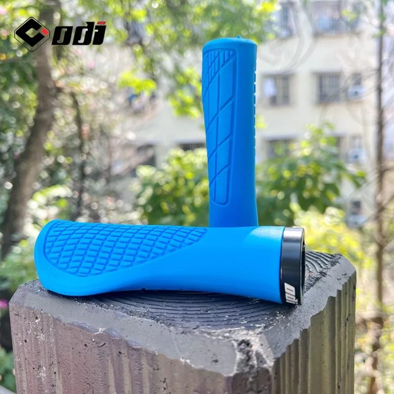 Bicycle Handlebar Grips Rubber MTB Grips Lock-on Grip Shockproof Anti-slip Mountain Bike Handles Cover Cuff BMX Bike Accessories