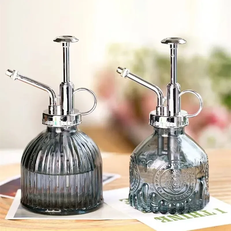 

Embossed Gardening Watering Pressure Spray Household Glass Disinfection Can Air Bottle