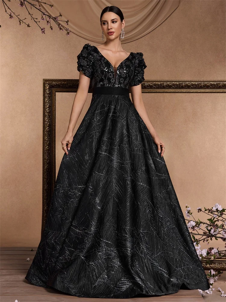 فساتين سهرة فاخرة من Lucyinlove باللون الأسود على...