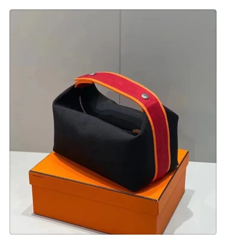 2024 حقيبة مكياج جديدة ذات سعة كبيرة من Canva حقيب...