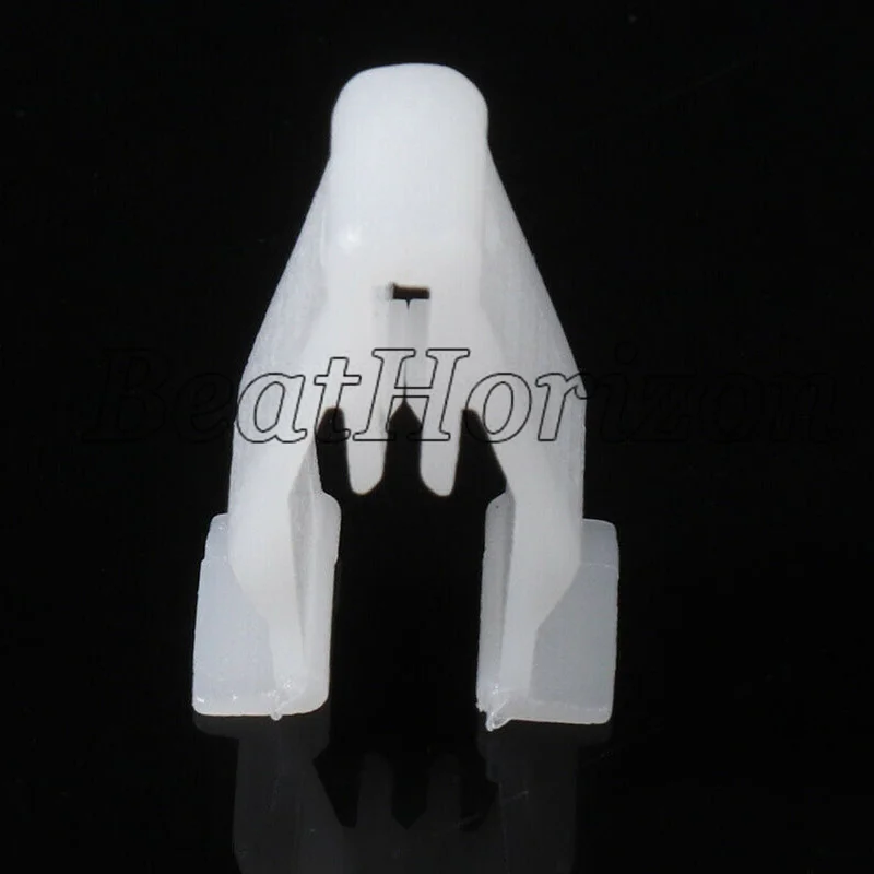 Рисунок 4 - пластиковые зажимы для приборной