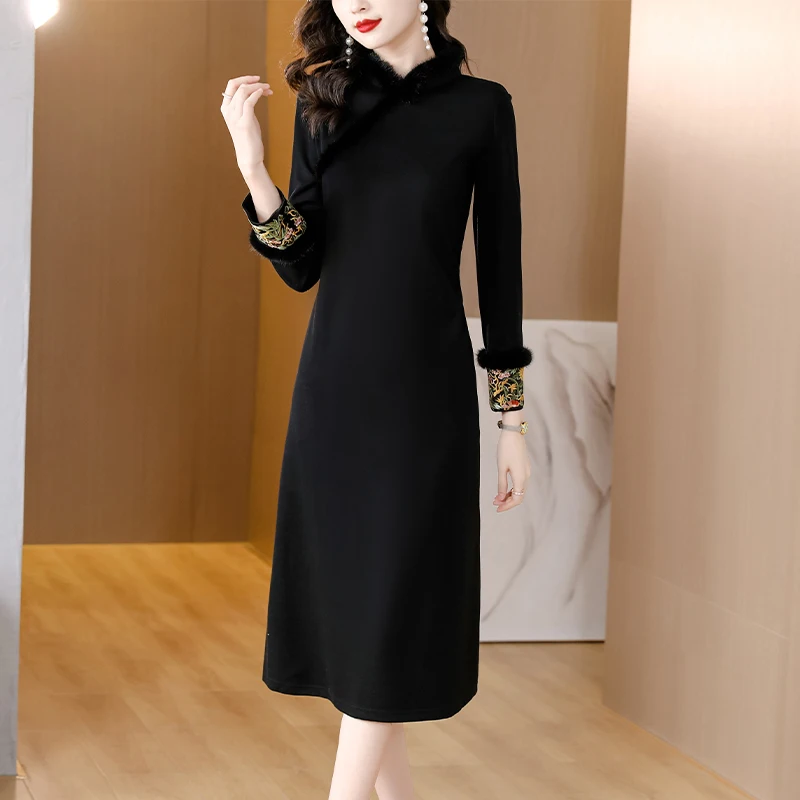 

2023 autumn and winter new mink hair small stand collar improvement and wool thickened cheongsam Chinese style dress