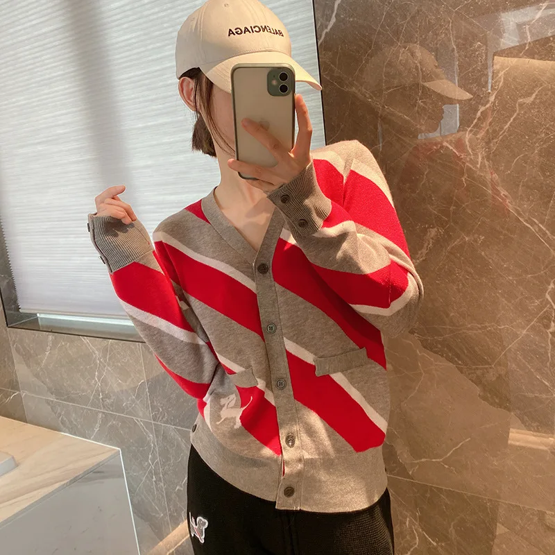 

Высококачественный жаккардовый Рождественский шерстяной Универсальный вязаный кардиган в Корейском стиле на раннюю весну четыре бара с рисунком Омаров для щенков