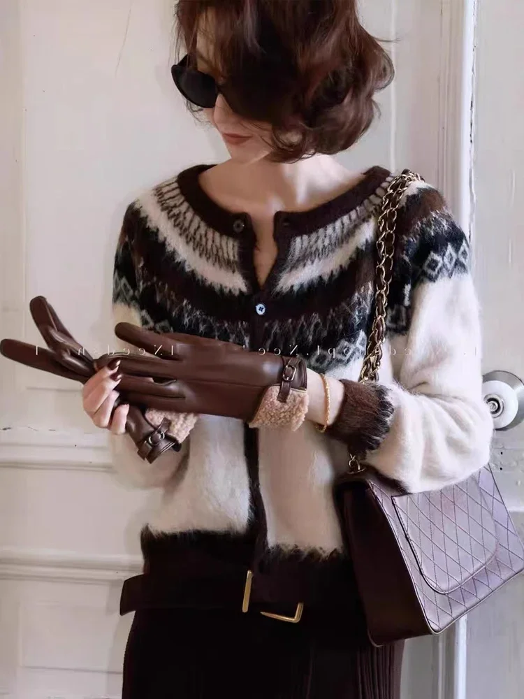 Autumn and Winter New Round Neck Women's Knitted Cardigan Long-sleeved Sweater Fashionable Loose Single-breasted Knitwear Top