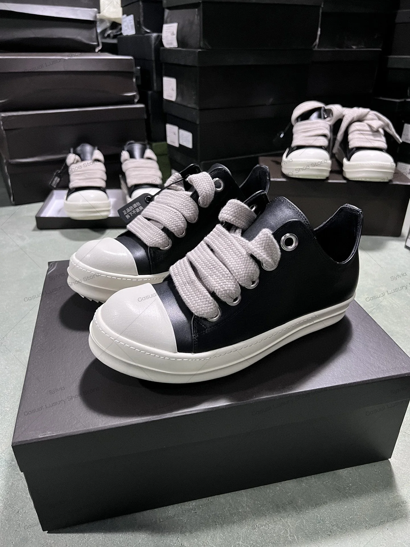 Brand Classic Design Retro Thick Shoelaces Black Cowhide Leather O-wen Men Shoe Lace-up Low Top Casual Women Street Flat Sneaker 6