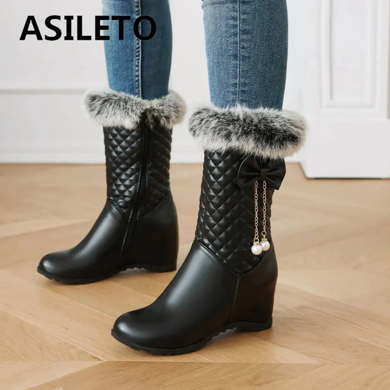 

ASILETO Women Snow Boots Round Toe Wedges Heel 6.5cm Zipper Pendant Plus Size 42 43 Sweet Daily Winter Shoes Plush Warm Bota