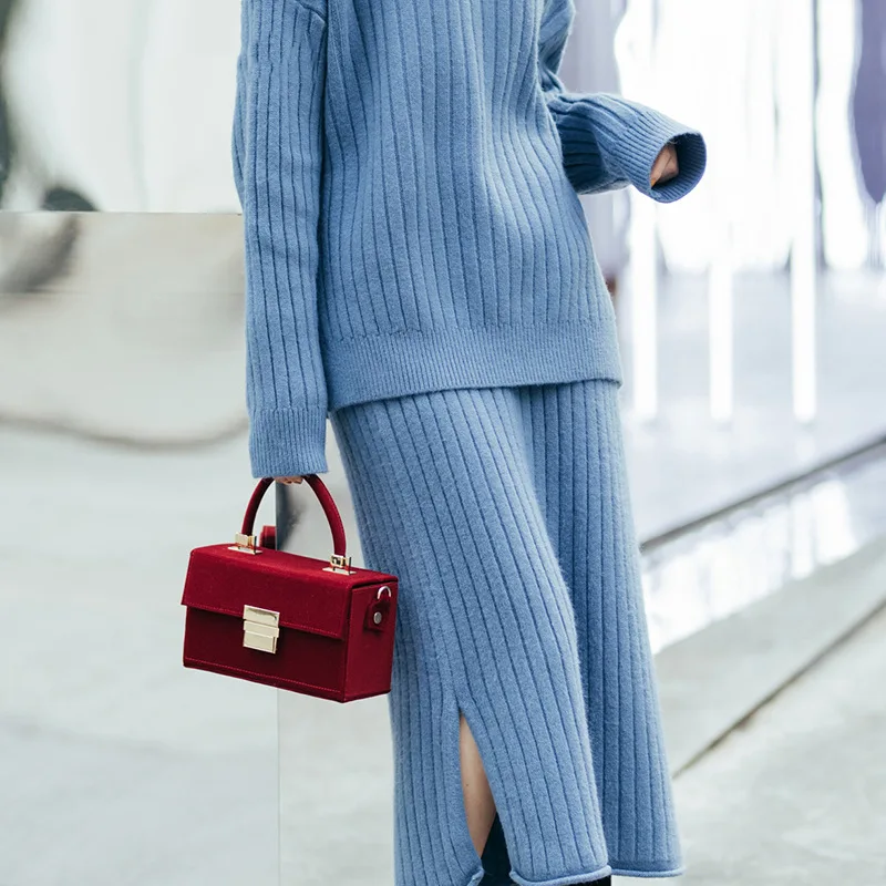 Ladies bag new 2022 corduroy small box bag fashion temperament portable shoulder bag