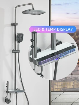 Display digitale intelligente Set doccia di lusso Chiave per pianoforte a parete per bagno Sistema di rubinetti per doccia a pioggia con uscita acqua a 4 vie 1