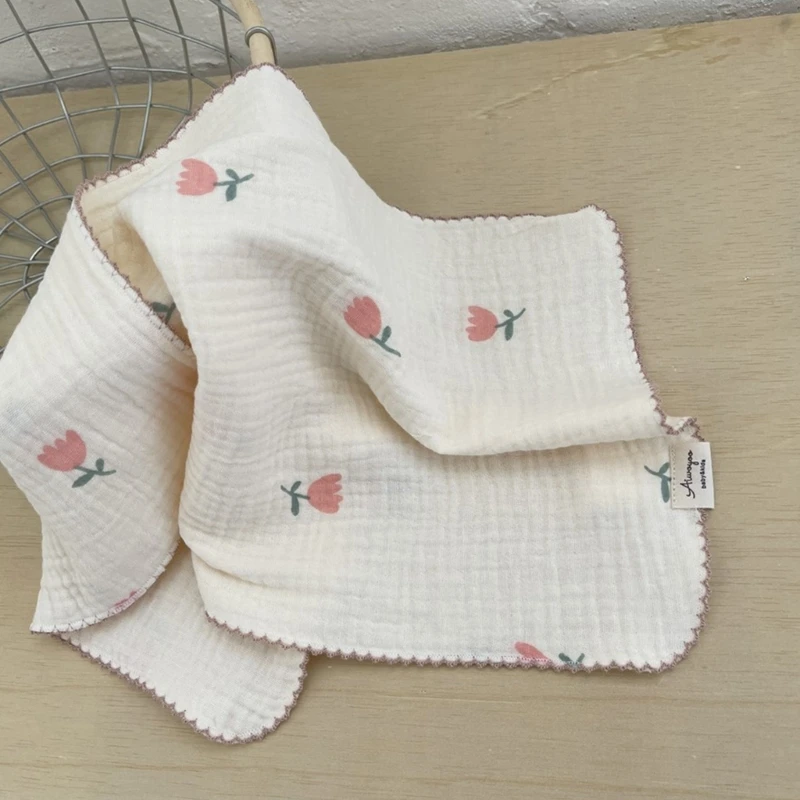 Baby Cotton Handkerchief Square Bear Pattern Four Layers Gauze Printed Burp Cloth Scarf Newborn Infant Saliva Towel Toddler Bib