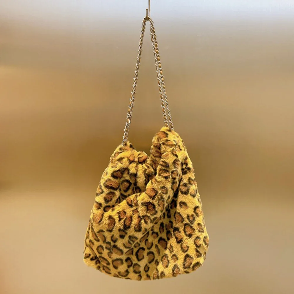 

Luxury Leopard Plush Tote Bags for Women Vintage Soft Warm Shoulder Bag Animal Printing Designer Bag Chains Crossbody Bags Chic