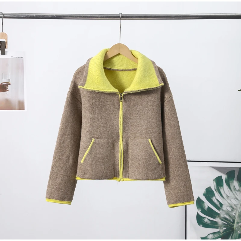 سترة صوفية متباينة غير رسمية للنساء بياقة واقفة وجيوب وسحاب وأكمام طويلة معطف نسائي لخريف وشتاء 2025 جديد للسيدات في ملابس خارجية