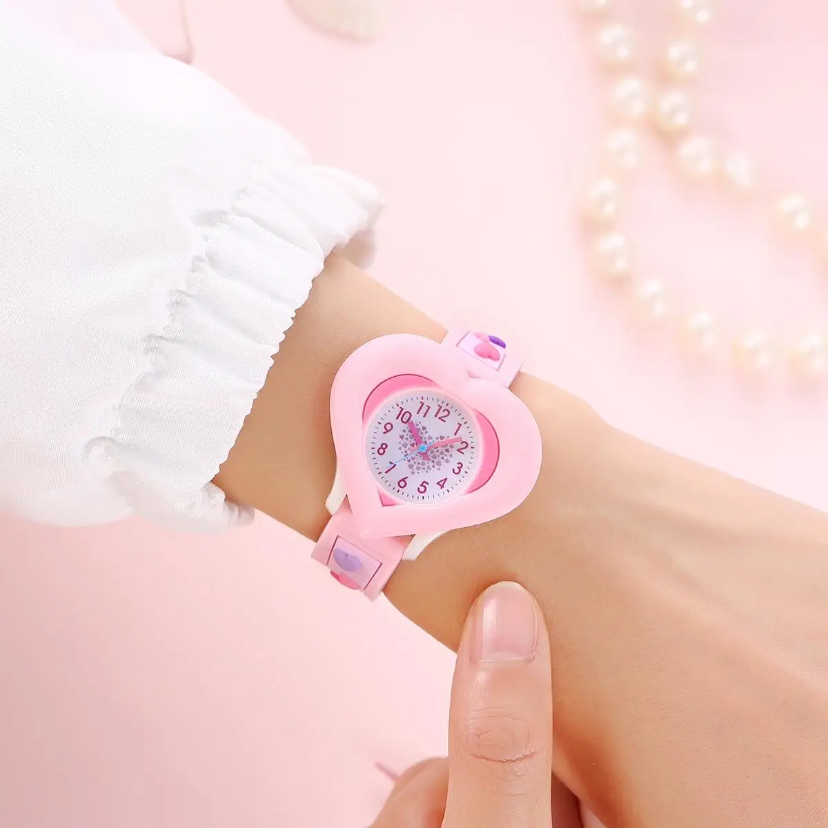 New Fashion Heart shaped Children's Love 3D Cartoon Watch Children's Learning Watch 4