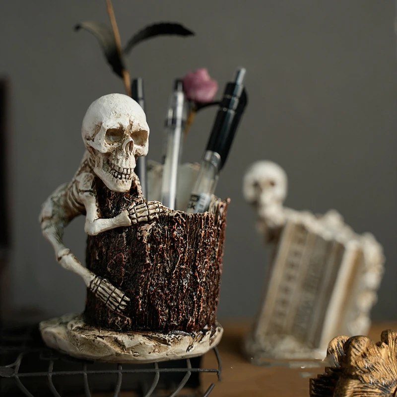 Skull Pen Container Versatile Holder Flower Display Halloween Themed Makeup Tool Organizer Stand Perfect Office Stationery Gift