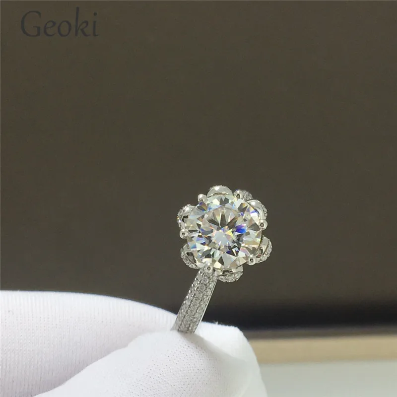 Paltinum&Silver Original Brilliant Cut 2 Carat Diamond Test Past D Color Moissanite Blossom Queen Wedding Ring Gemstone Jewelry