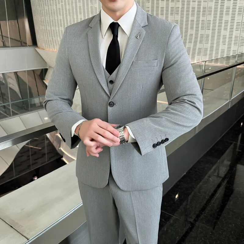 Men Suit Set (blazer+ Vest +pants) Fashion Business Casual Hosts A Solid Color Slim-fit Gentleman's Wedding Suit Plus Size M-7XL