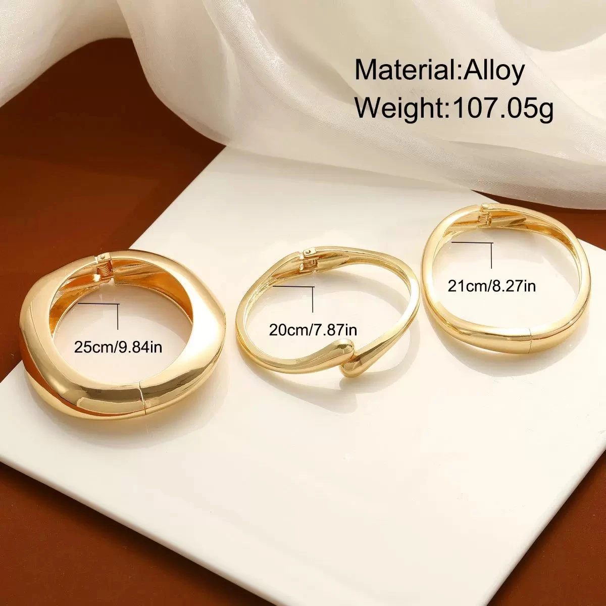 Elegant Minimalist Gold Chunky Cuff Bangle - Waterproof Retro Jewelry Accessory