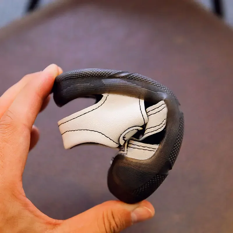 Kids Walking Shoes Soft Sole Non-slip 2025 Summer Boys Beach Shoes Hollow-out Aiti-kicked Kids Casual Beach Shoes for Vacation