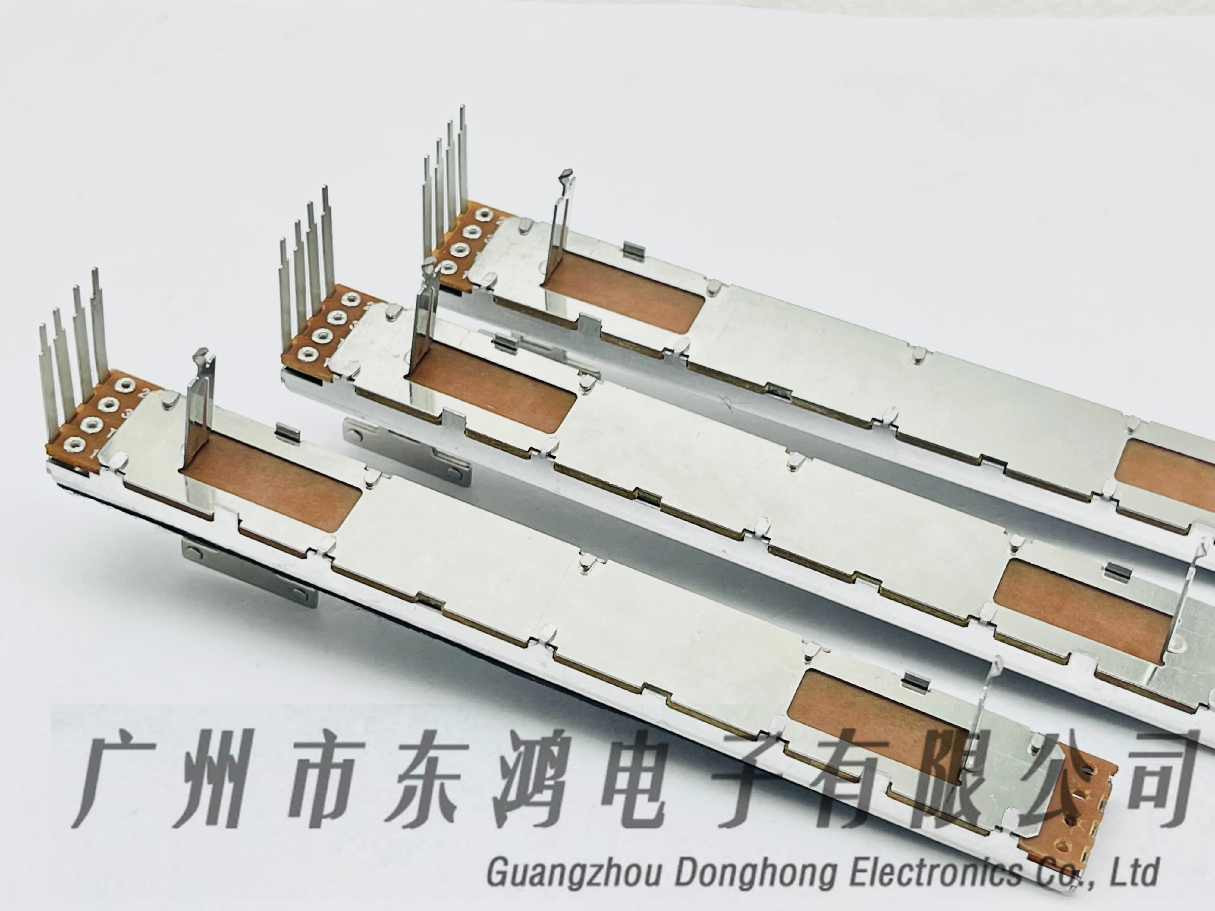 33개 국내산 Allen QU32 GLD80 128MM 페이더 전위차계 B10K 4핀 (모터 없음)