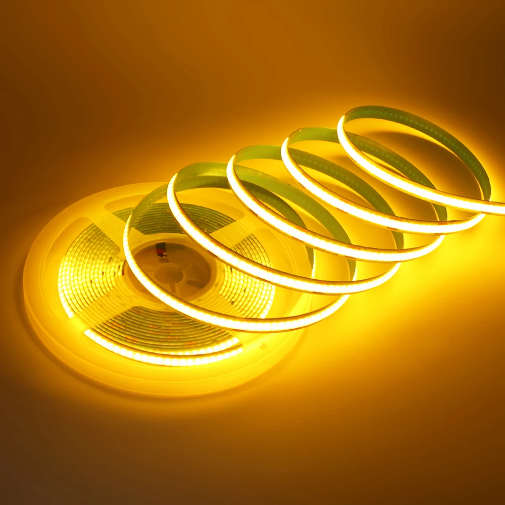 ตัวเลือกสินค้า LED Strip ยืดหยุ่น สีสันสดใส ตกแต่งบ้านได้ทุกสไตล์