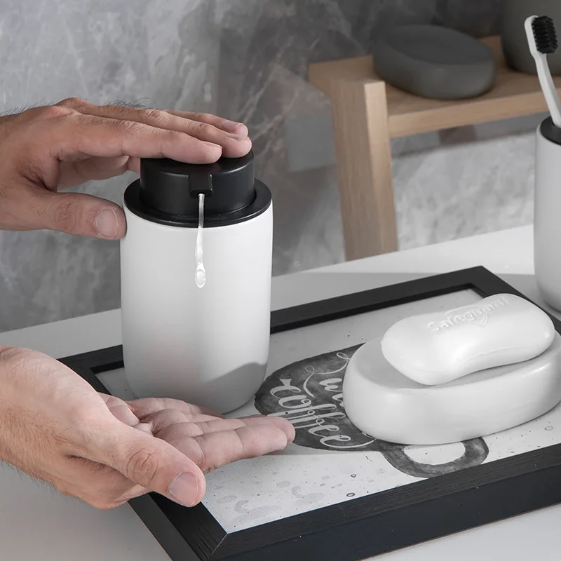 Nordic Ceramic Bathroom Lotion Bottle Press Hand Sanitizer Bottle Mouthwash Cup Toothbrush Holder Black Liquid Soap Dispenser bathroom accessories
