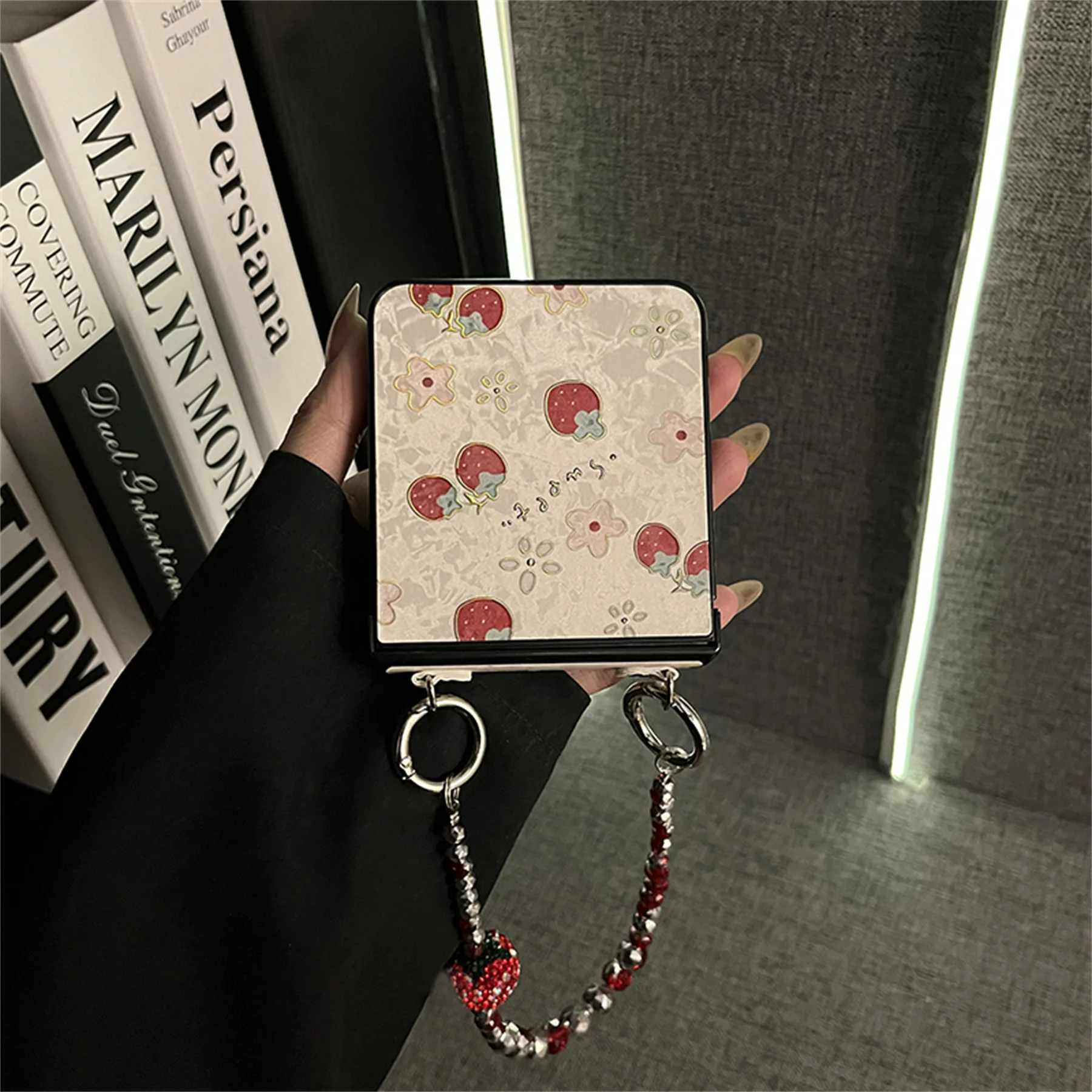 Chic Strawberry Flower Phone Case with Rhinestone Bracelet Chain - Shockproof Cover