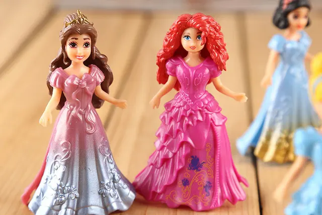 64 Toys Disney Princess Magic