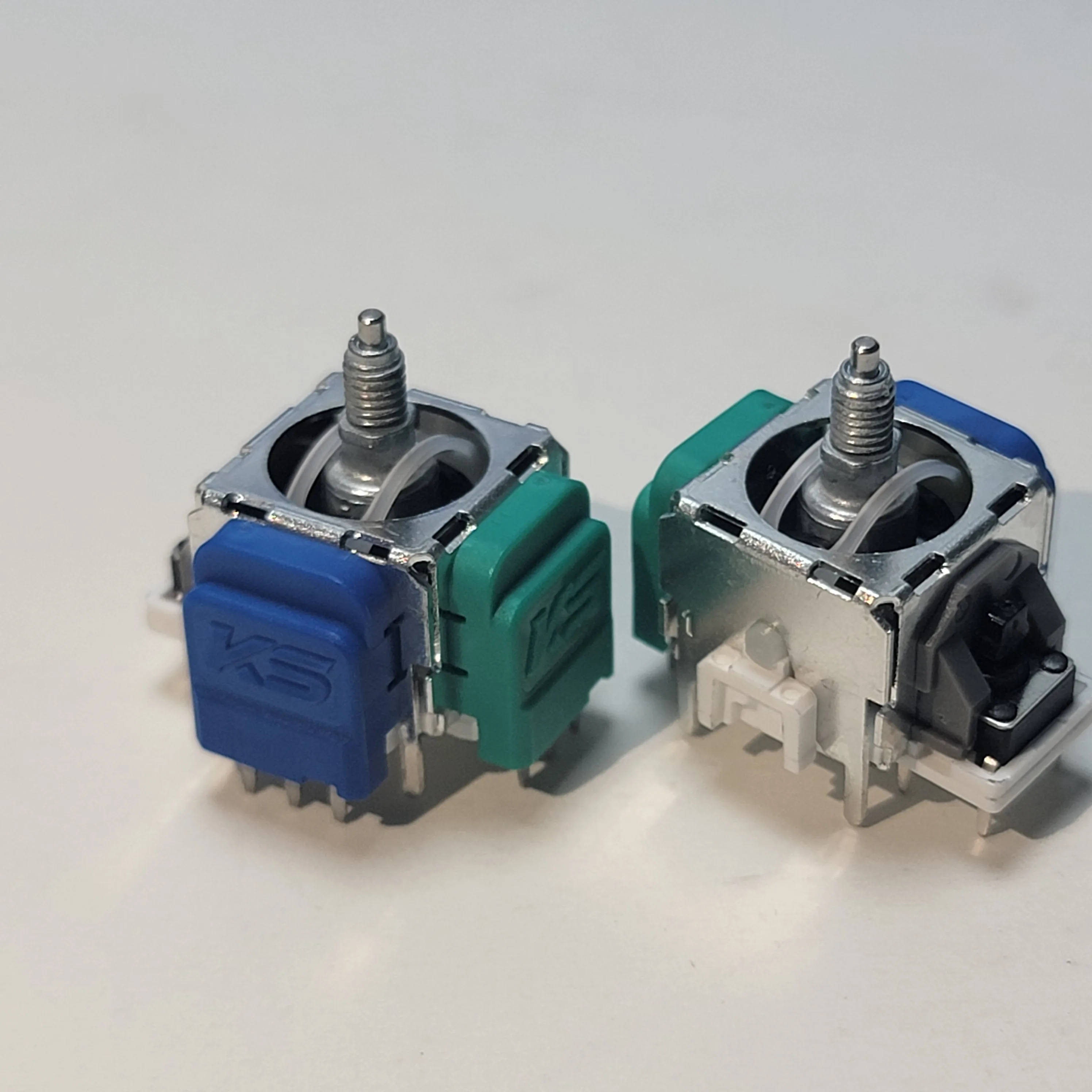 K-Silver TMR Electromagnetic Joystick 2pcs for Xbox Elite 2 Gamepad Controller TMR Joystick Tunnel Magnetic Resistance Joysticks joystick replacement arcade joystick game joystick joystick module