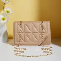 Sacs à main et bourse de luxe noirs pour femmes, sacoche en cuir PU, sac à bandoulière à carreaux, pompon matelassé, marque 5