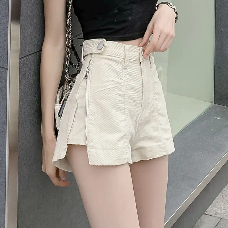 Short Pants for Woman To Wear Jeans Denim Women's Shorts Work White Office High Waist Cotton Korean Style Offer Free Shipping XL