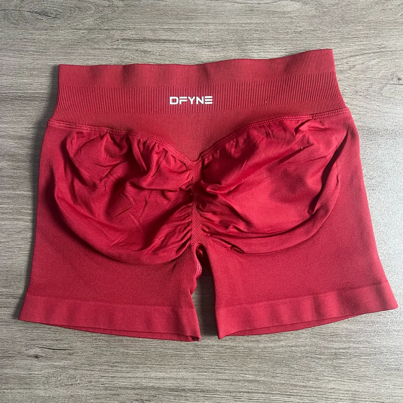 Impact Shorts with Logo Low Waist Seamless Yoga Shorts Scrunch Bum Gym Shorts Workout Biker Short Stretch Fitness Clothing 5