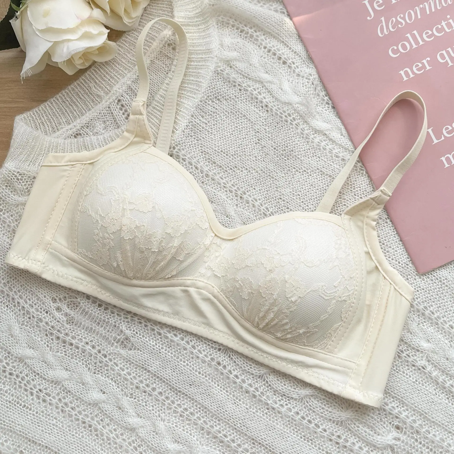 Non Steel Ring Gathered Underwear Women's Sexy Bra Flower Embroidery Bralette Comfort Push Up Lingerie Breathable Brassiere