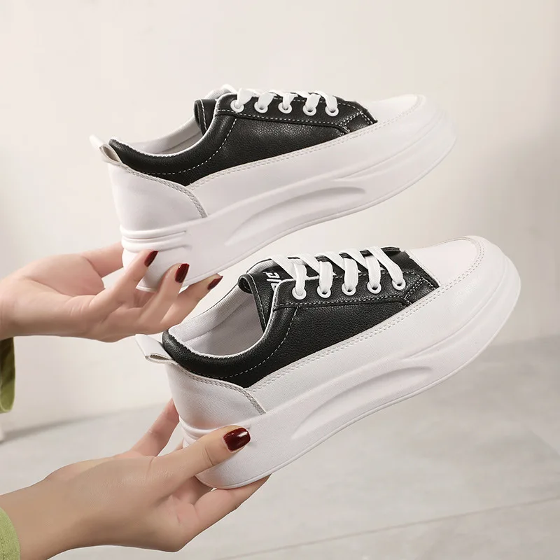 

Campus wind small white shoes for women 2024 spring 100 board shoes thick sole student sports leisure ins fashion shoes