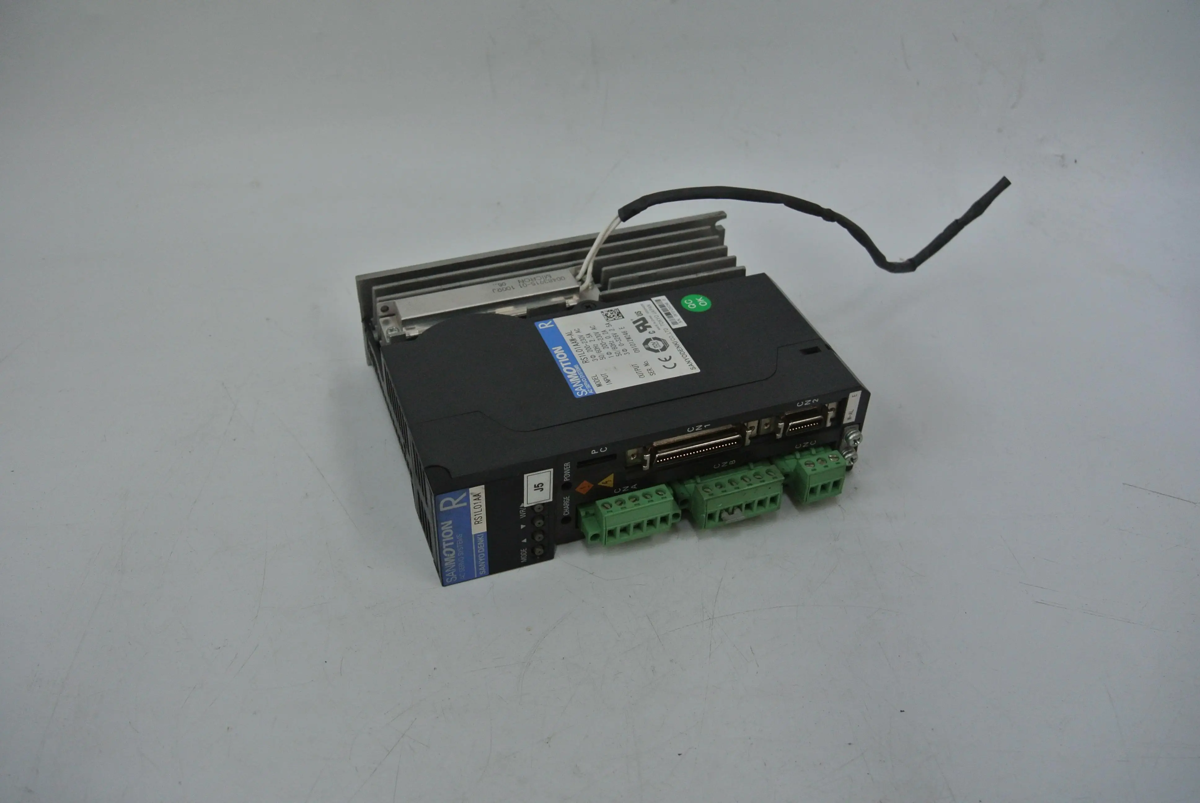 

RS1L01AAW-AL Used In Good Condition